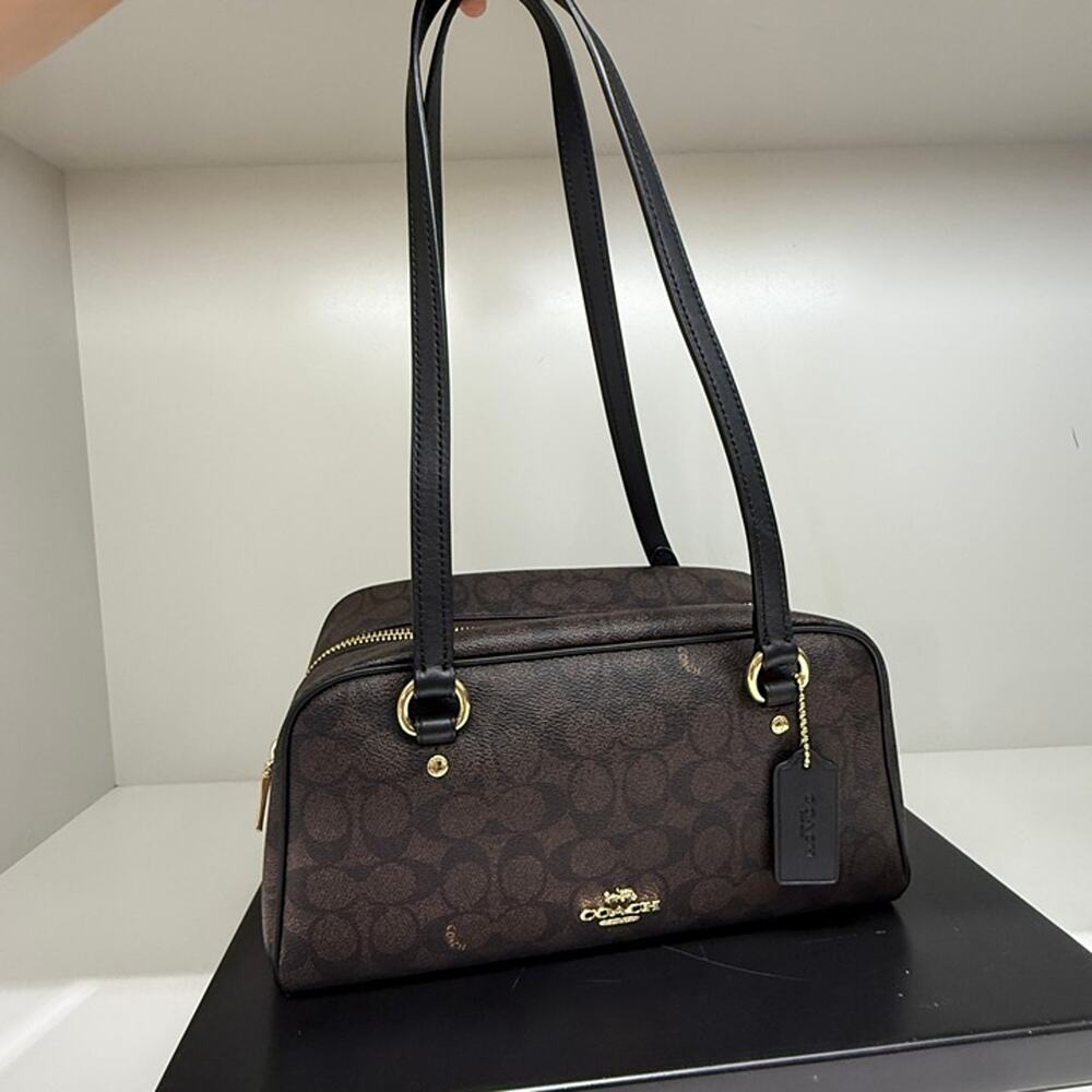 NEW‼️Coach Sydney Shoulder Bag In Signature Canvas CFP04 Walnut/Black $350